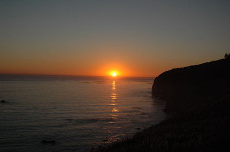 Sonnenuntergang an der Küste des Pazifiks